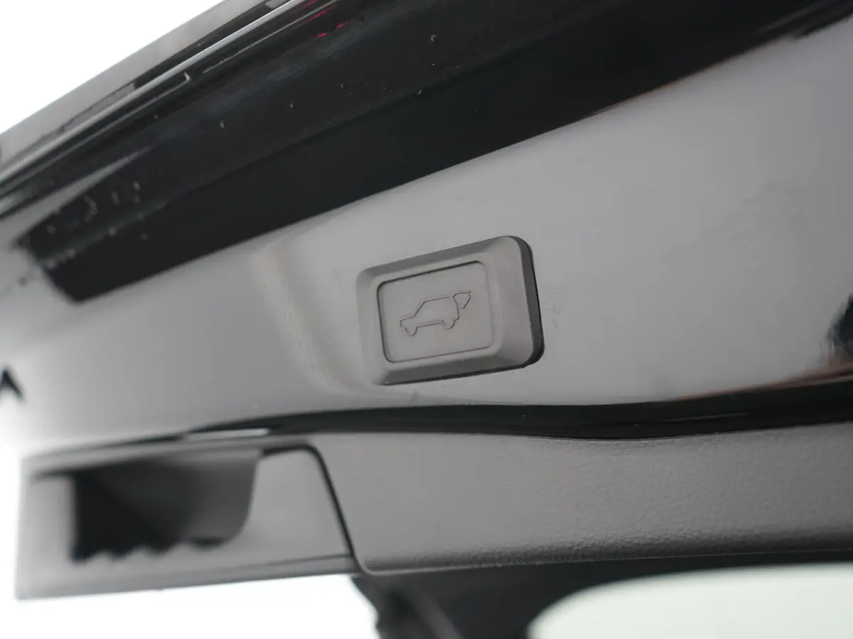 2.5 Style PHEV 306pk Dealer O.H | Trekhaak Afn. | Adaptive Cruise | Camera | Apple Carplay | Sportstoelen & Stuur Verwarmd | Keyless | Blis | DAB | 19"L.M | Plug In Hybrid |