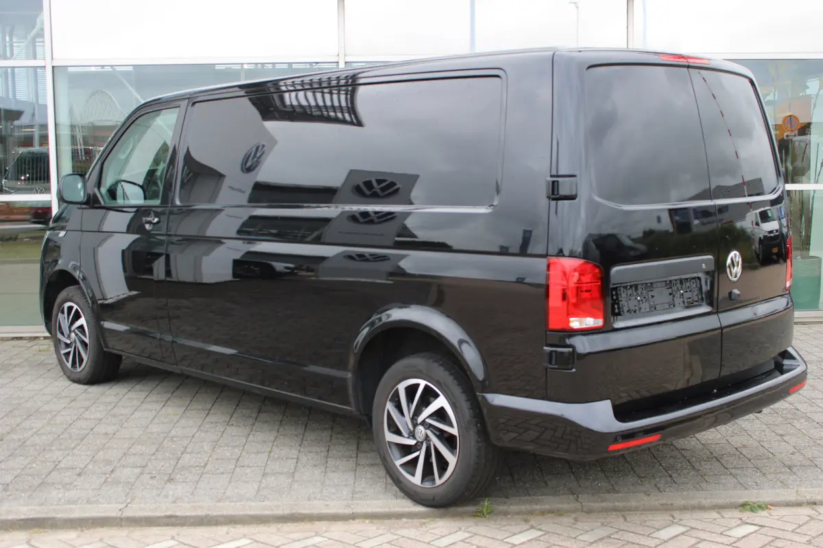 L2 Highline 2.0TDI 150PK DSG Automaat Airco | Camera | LM Velgen | Navi | Cruise control | Full LED | Virtual cokpit | Betimmering