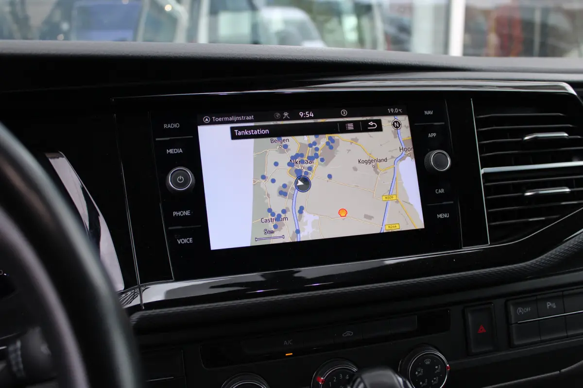 L2 Highline 2.0TDI 150PK DSG Automaat Airco | Camera | LM Velgen | Navi | Cruise control | Full LED | Virtual cokpit | Betimmering