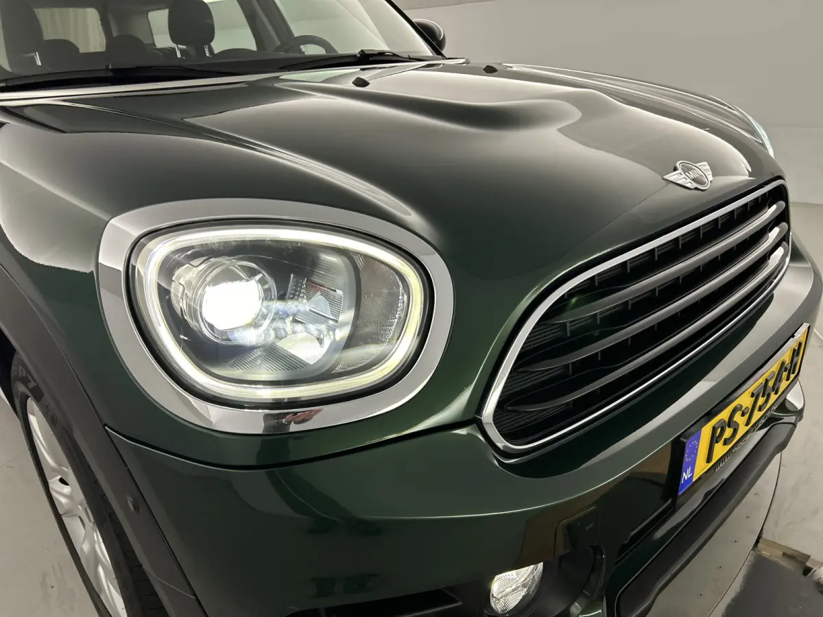 Mini 1.5 136 PK Cooper Salt Climate/Navi/Park.sens V/A/LED