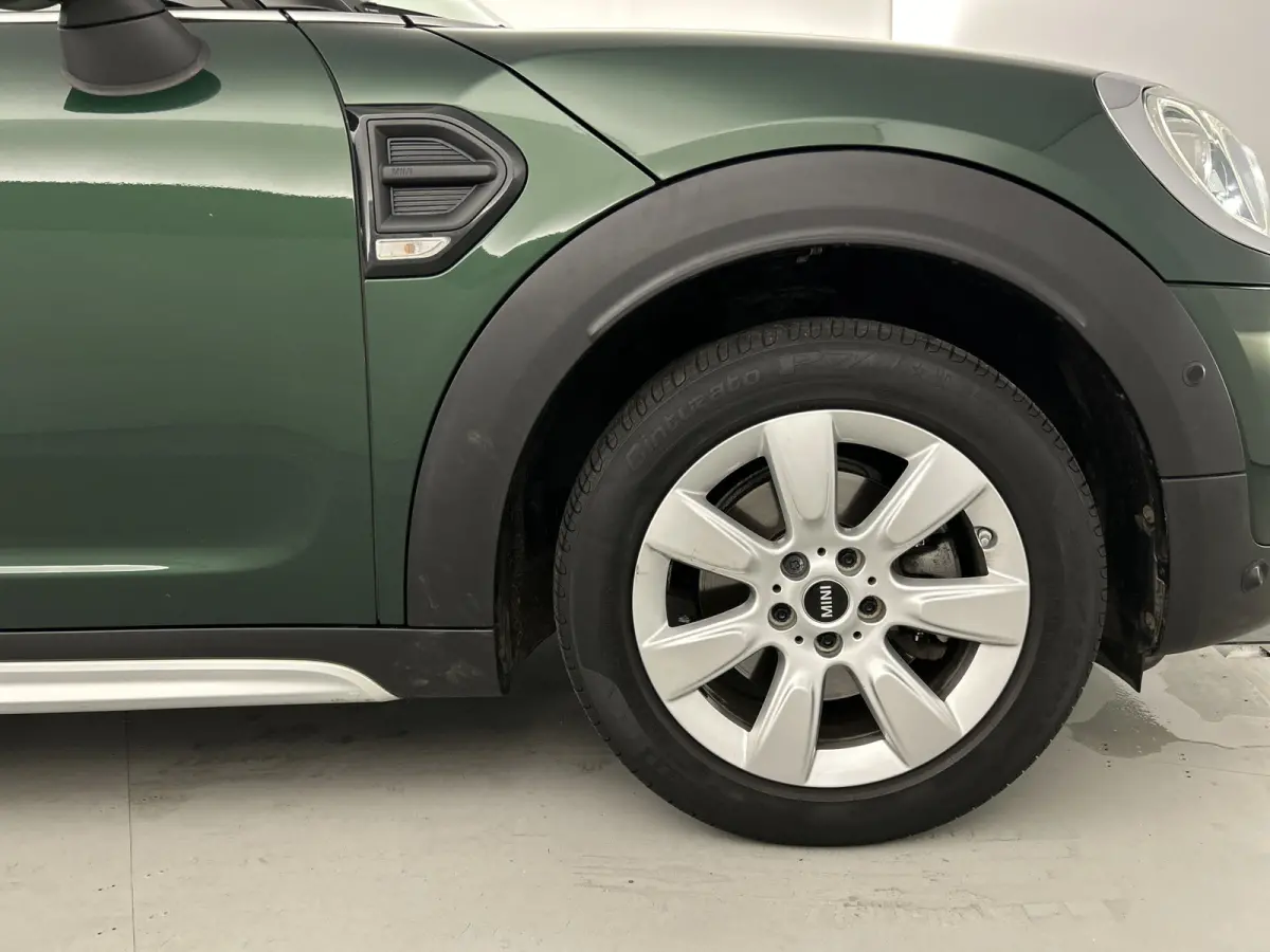 Mini 1.5 136 PK Cooper Salt Climate/Navi/Park.sens V/A/LED