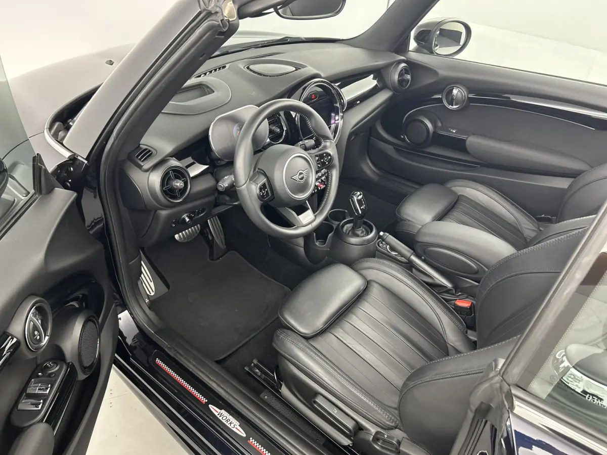 1.5 John Works Camera/Yours-Leder/Head-Up Display/Keyless