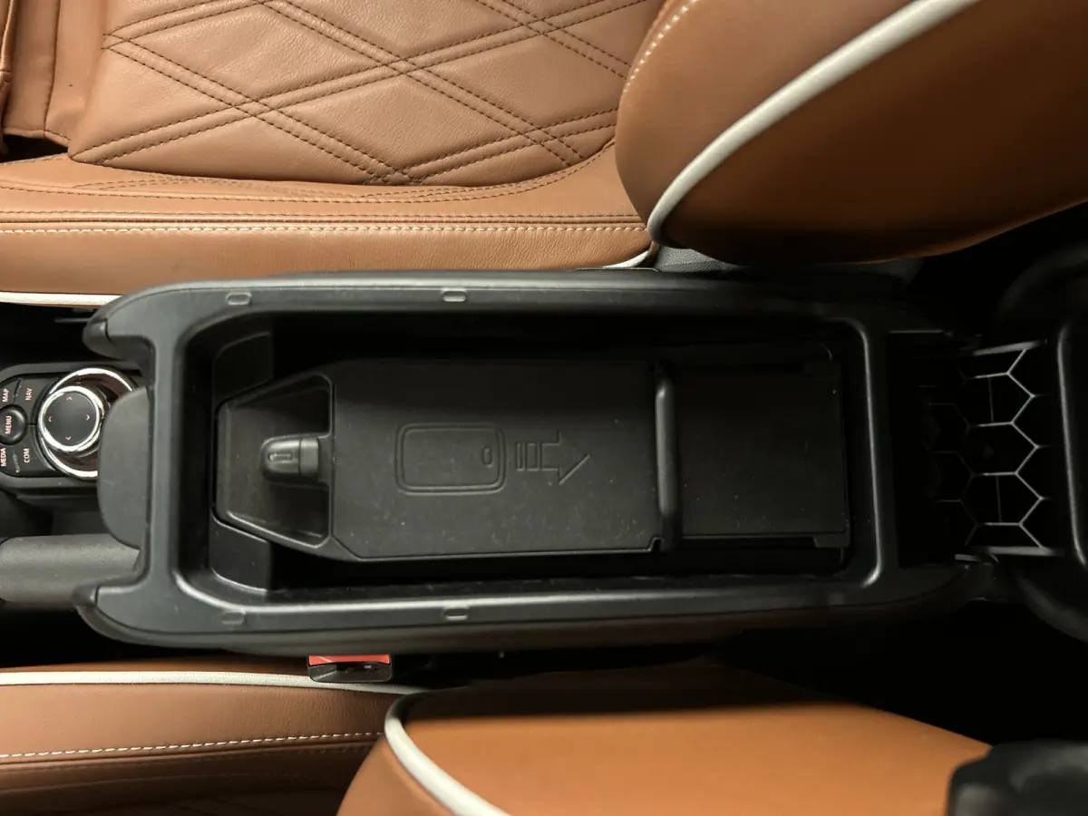 1.5 Premium plus Leder/Head-up Display/Camera/Carplay