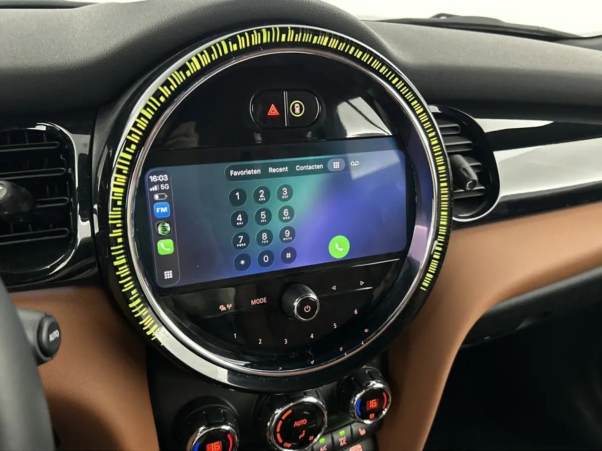 1.5 Premium plus Leder/Head-up Display/Camera/Carplay