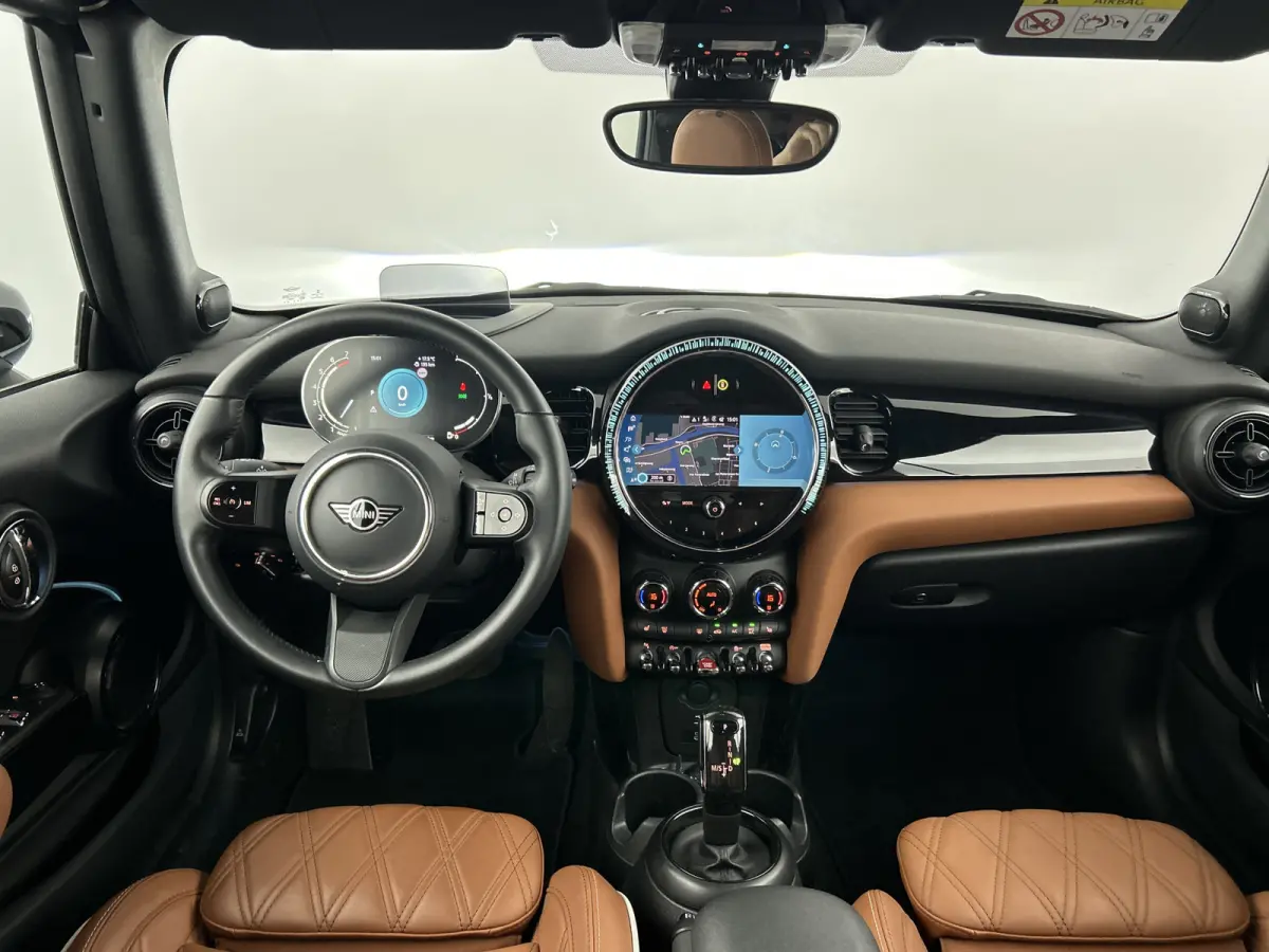 1.5 Premium plus Leder/Head-up Display/Camera/Carplay
