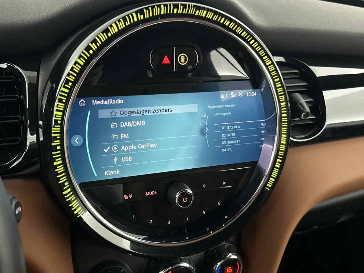 1.5 Premium plus Leder/Head-up Display/Camera/Carplay
