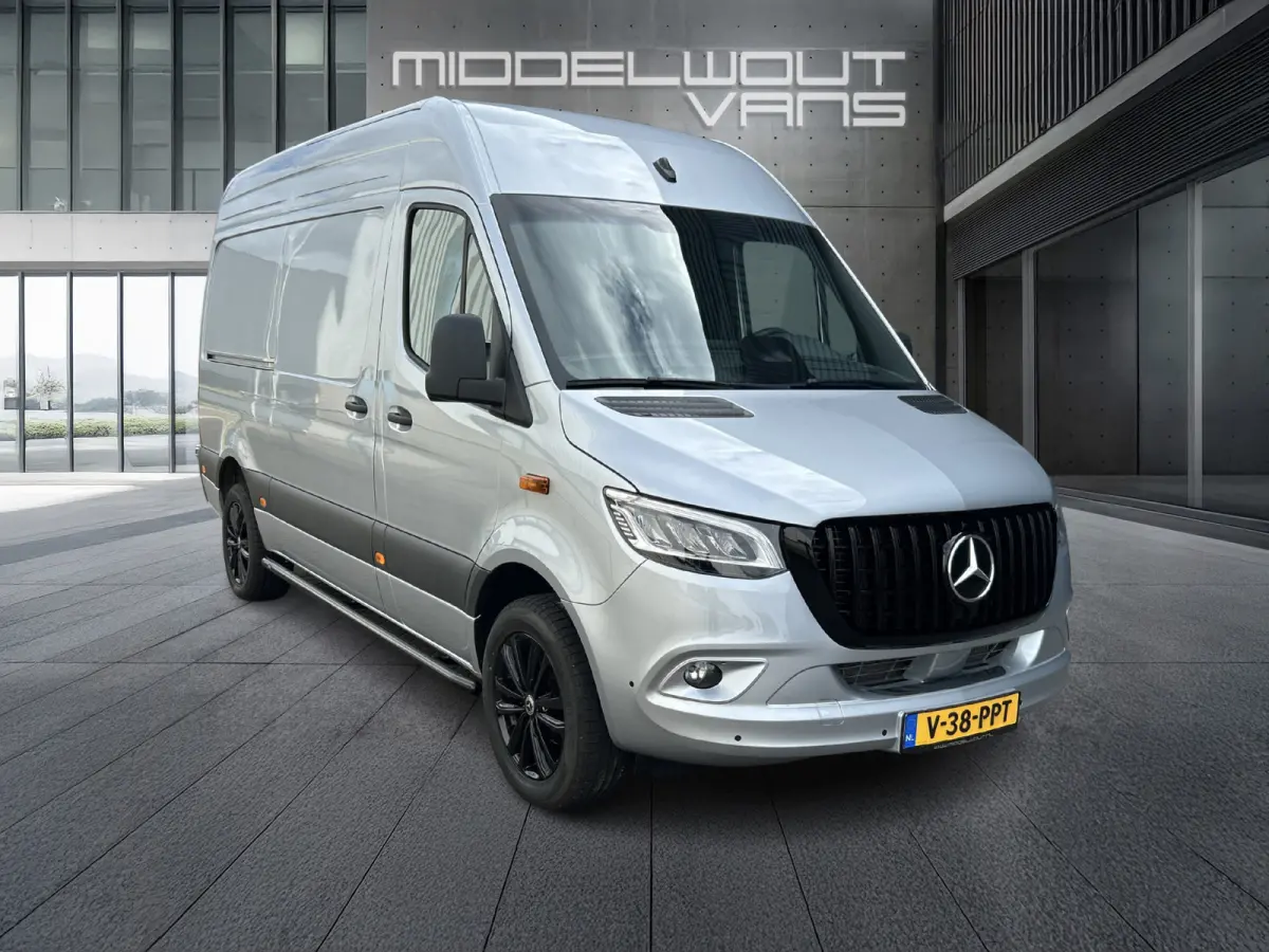 317 1.9 CDI L2H2 RWD AUT | NW model | LED | NAV |