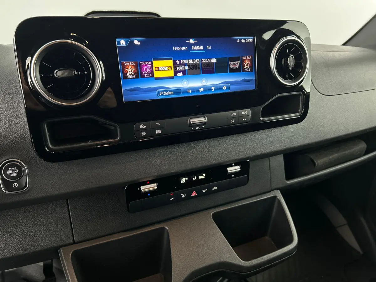 317 1.9 CDI L2H2 RWD AUT | NW model | LED | NAV |