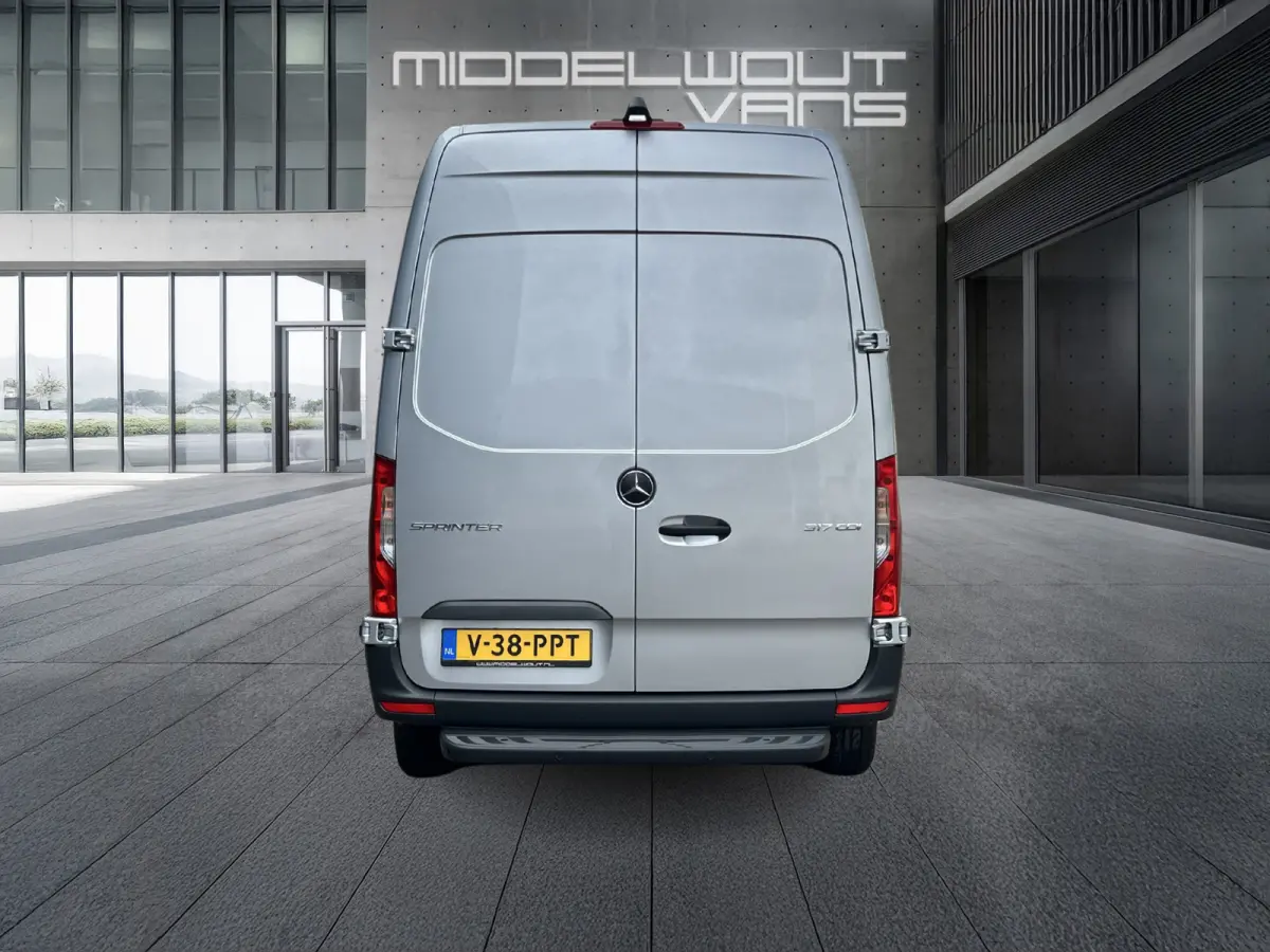 317 1.9 CDI L2H2 RWD AUT | NW model | LED | NAV |
