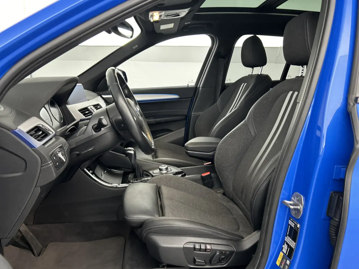 xDrive25e M-Sport High Exe. Pano-dak/Memory/Camera/Carplay/19'LMV