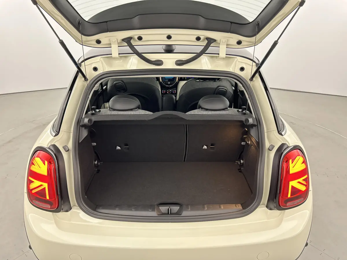 1.5 136 PK Aut. Heddon Street Ed. Pano-dak/Sportstoelen/Carplay