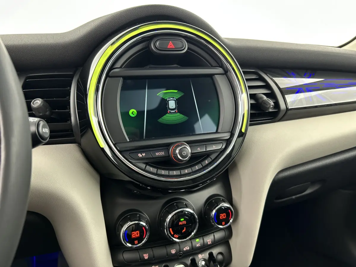 1.5 136 PK Aut. Heddon Street Ed. Pano-dak/Sportstoelen/Carplay