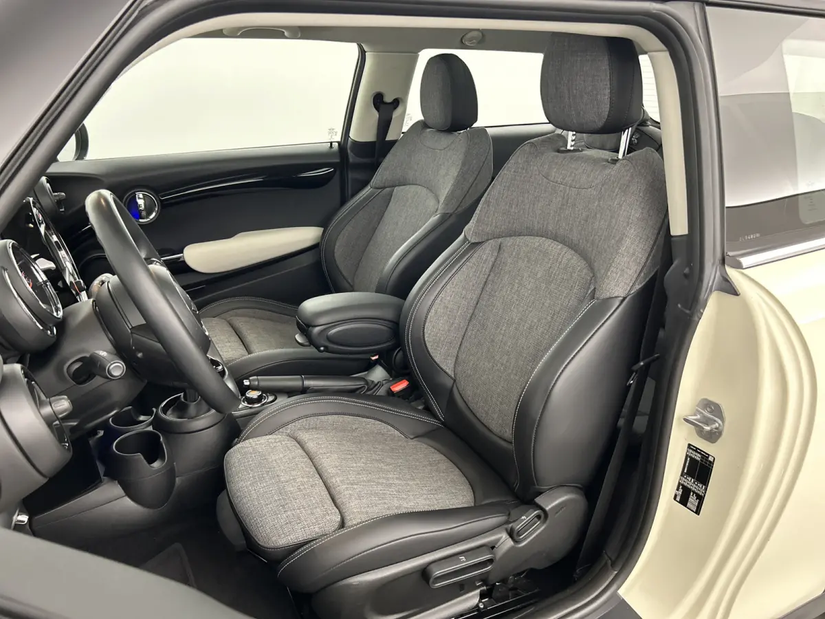 1.5 136 PK Aut. Heddon Street Ed. Pano-dak/Sportstoelen/Carplay