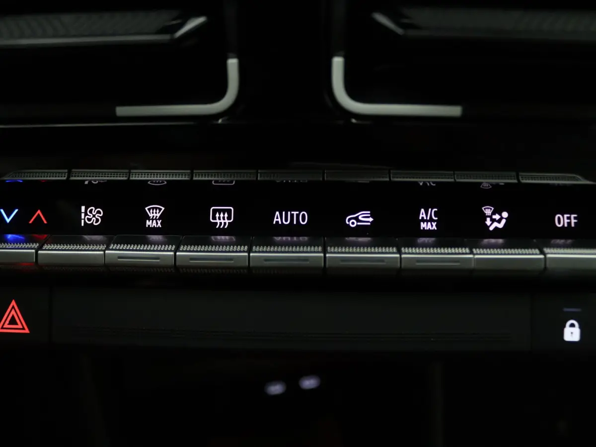 comfort range Roland-Garros 52 kWh Harman Kardon | Camera | Adapt. Cruise | Parkeersens. v+a | Stoel-/stuurverw.