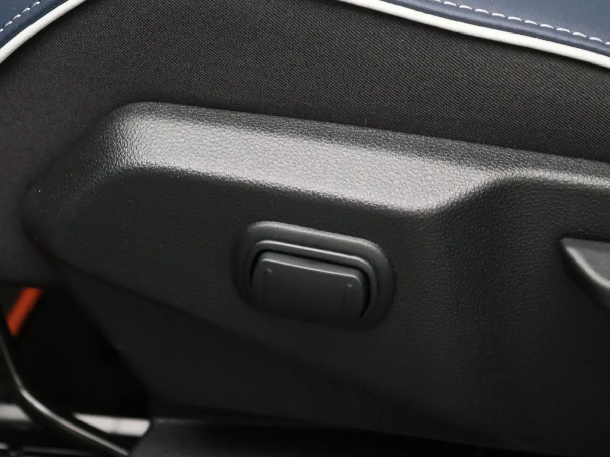 comfort range Roland-Garros 52 kWh Harman Kardon | Camera | Adapt. Cruise | Parkeersens. v+a | Stoel-/stuurverw.