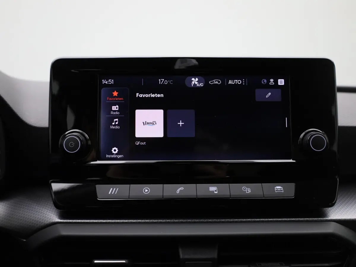 1.0 TSI Reference | Apple Carplay | Parkeersensoren | Cruise Control | Climate Control | Navigatie | Lane Assist |