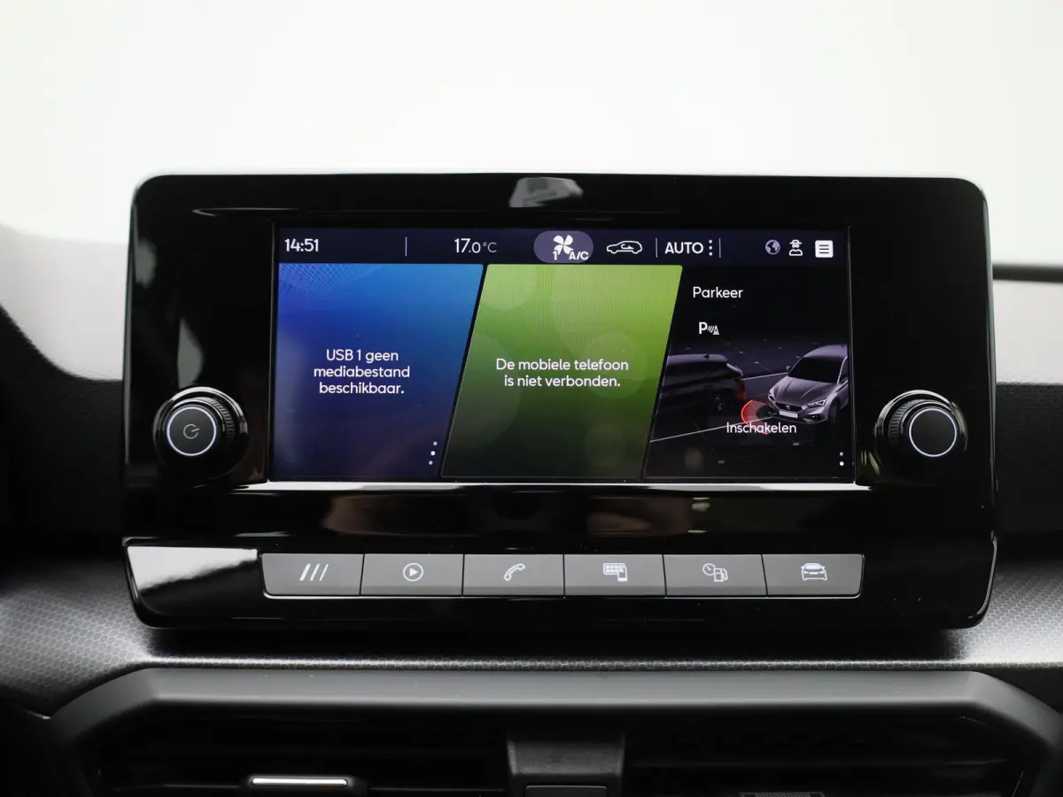 1.0 TSI Reference | Apple Carplay | Parkeersensoren | Cruise Control | Climate Control | Navigatie | Lane Assist |