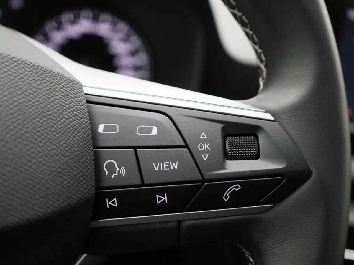 1.0 TSI Reference | Apple Carplay | Parkeersensoren | Cruise Control | Climate Control | Navigatie | Lane Assist |