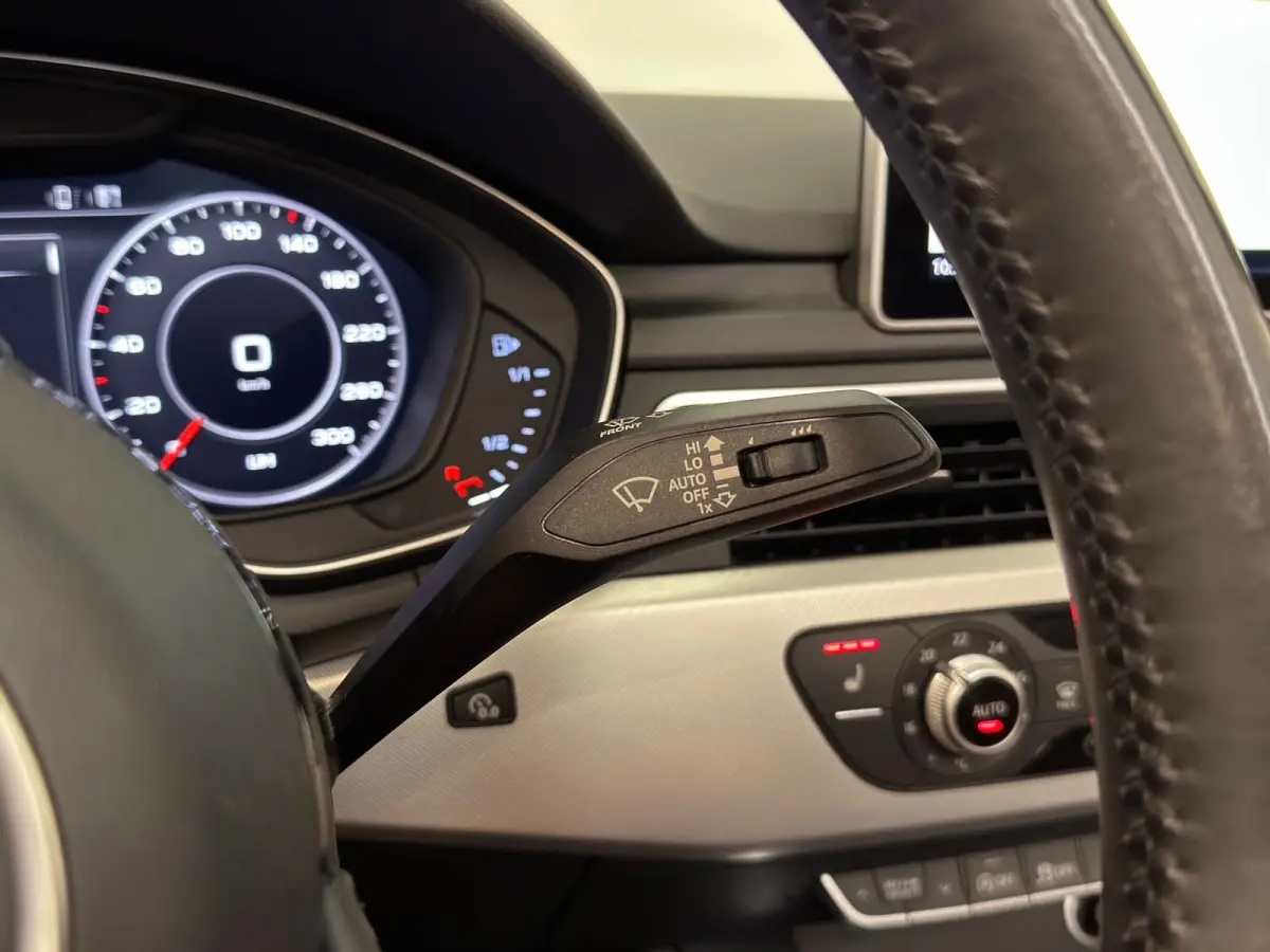 2.0 TFSI / S-Line / Virtual / Camera