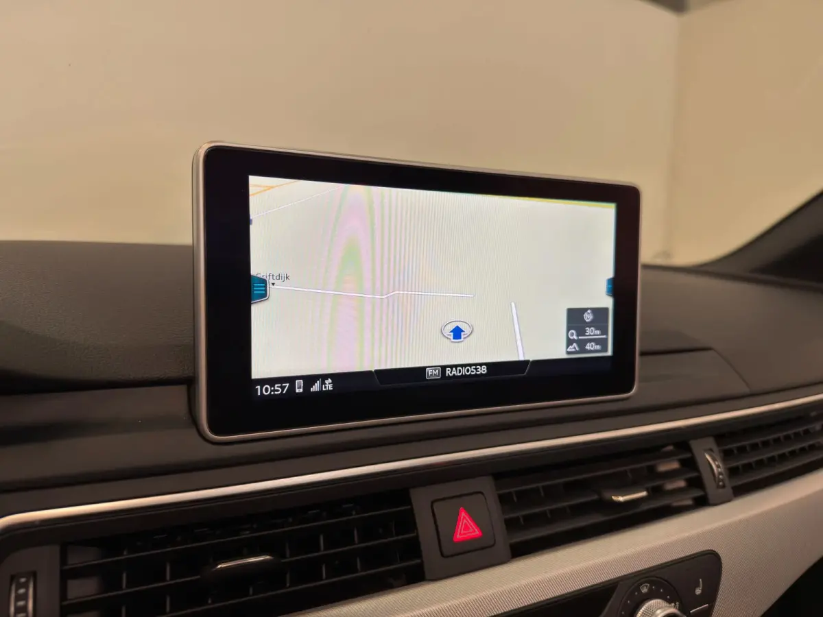 2.0 TFSI / S-Line / Virtual / Camera
