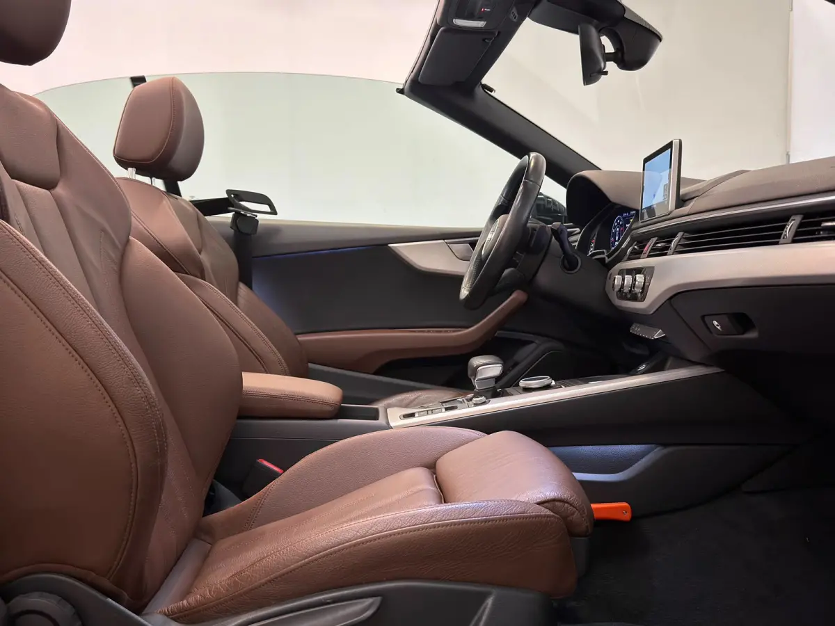 2.0 TFSI / S-Line / Virtual / Camera