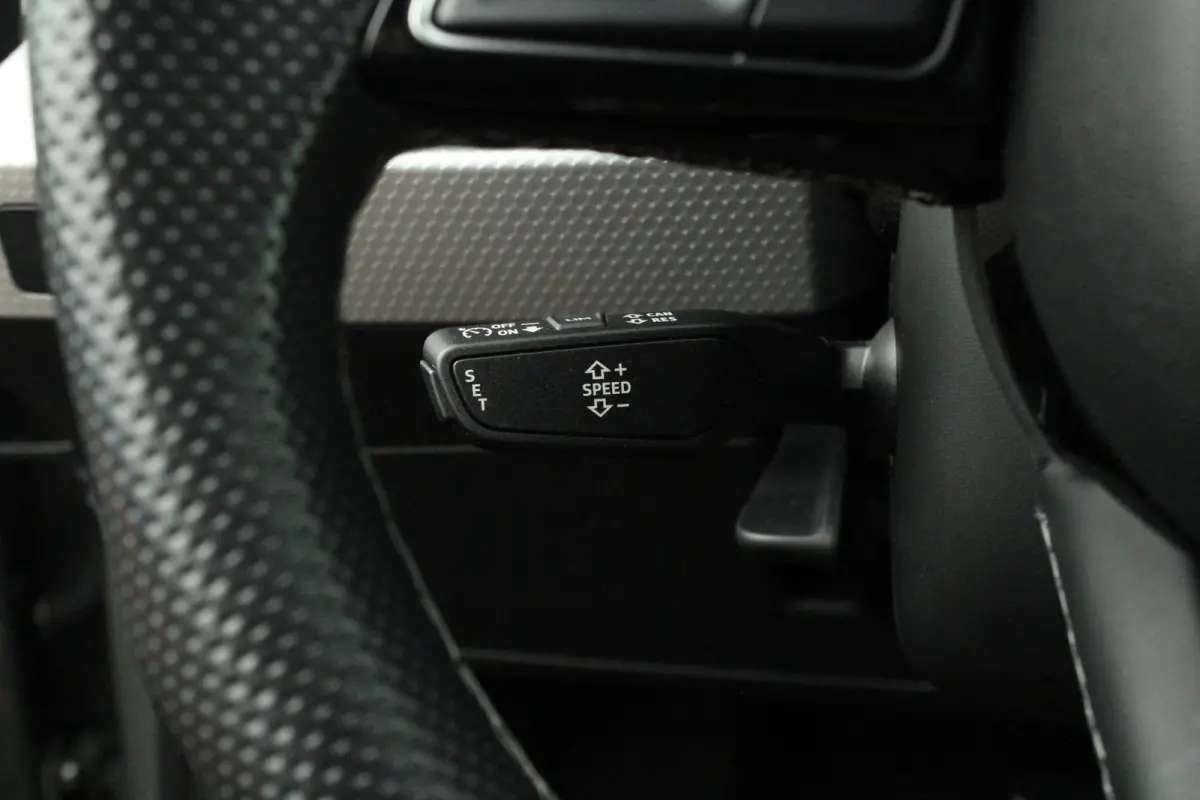 35 TFSI 150pk S-tronic S edition | Ambientverlichtig Plus | Audi SOUND | Privacy glas | Apple Carplay & Android Auto | Sportonderstel