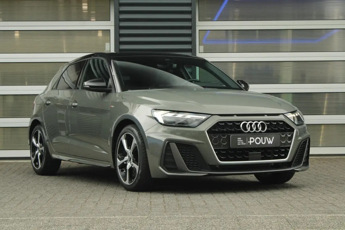35 TFSI 150pk S-tronic S edition | Ambientverlichtig Plus | Audi SOUND | Privacy glas | Apple Carplay & Android Auto | Sportonderstel