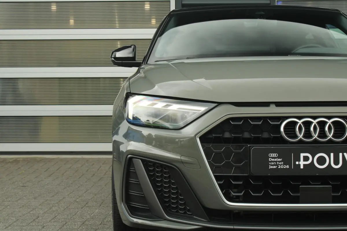 35 TFSI 150pk S-tronic S edition | Ambientverlichtig Plus | Audi SOUND | Privacy glas | Apple Carplay & Android Auto | Sportonderstel
