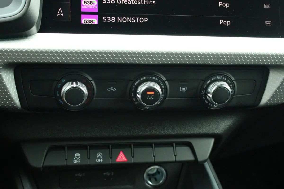 35 TFSI 150pk S-tronic S edition | Ambientverlichtig Plus | Audi SOUND | Privacy glas | Apple Carplay & Android Auto | Sportonderstel