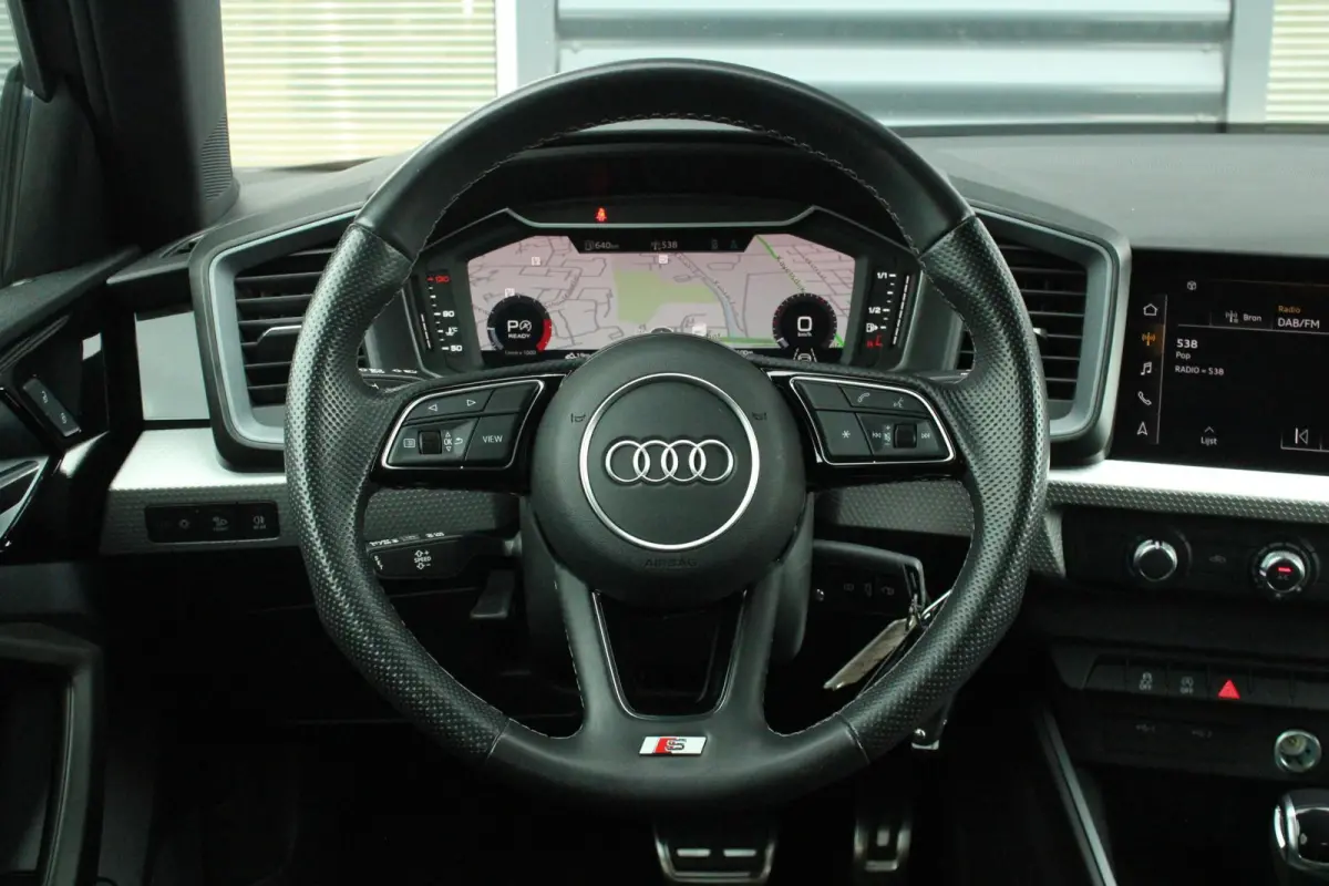 35 TFSI 150pk S-tronic S edition | Ambientverlichtig Plus | Audi SOUND | Privacy glas | Apple Carplay & Android Auto | Sportonderstel