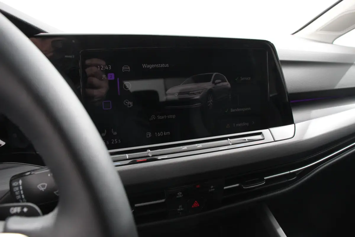 1.5 eTSI 150pk Automaat Style Sfeer verlichting Navigatie Climate control Camera Adaptive Cruise control Led Parkeer sensoren Lichtmetalen Velgen