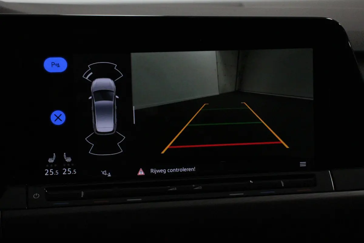1.5 eTSI 150pk Automaat Style Sfeer verlichting Navigatie Climate control Camera Adaptive Cruise control Led Parkeer sensoren Lichtmetalen Velgen