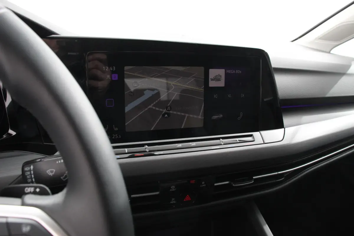 1.5 eTSI 150pk Automaat Style Sfeer verlichting Navigatie Climate control Camera Adaptive Cruise control Led Parkeer sensoren Lichtmetalen Velgen