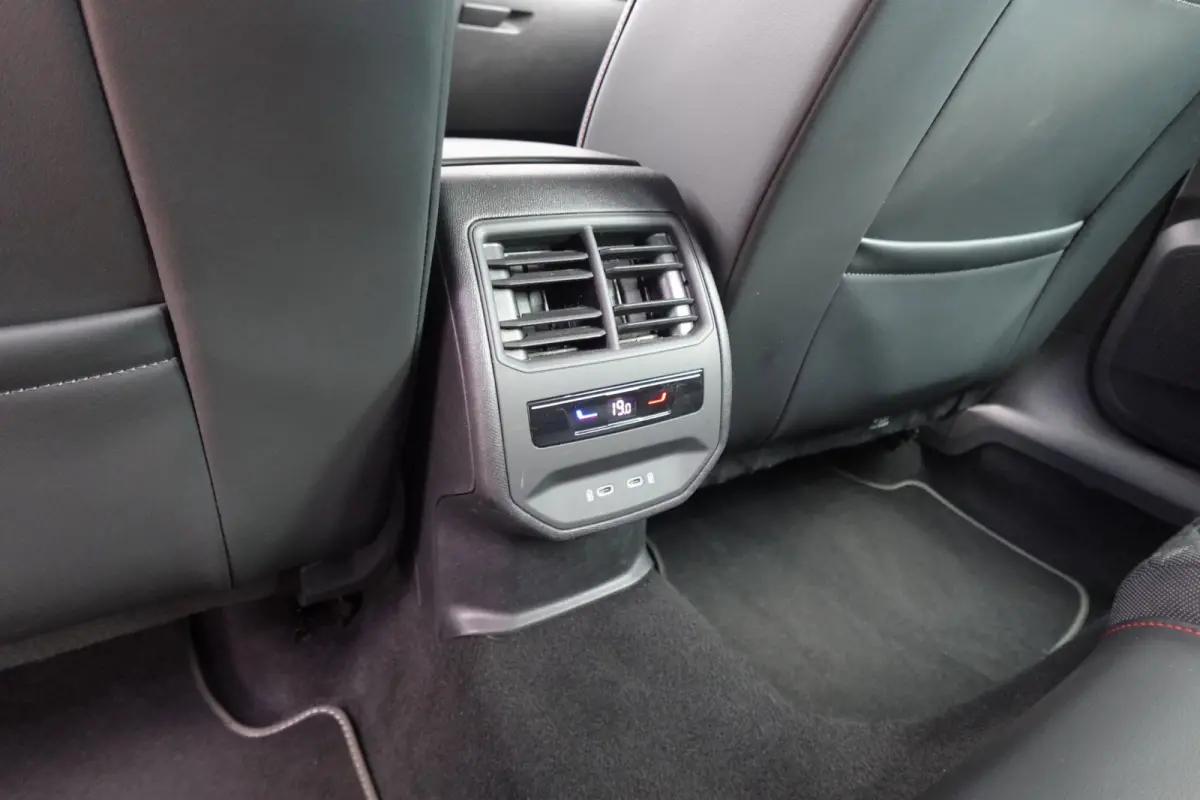 1.5 TSI FR PANO KEYLESS CAM VOL'