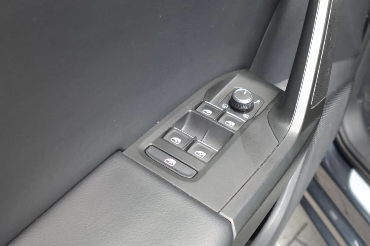 1.5 TSI FR PANO KEYLESS CAM VOL'