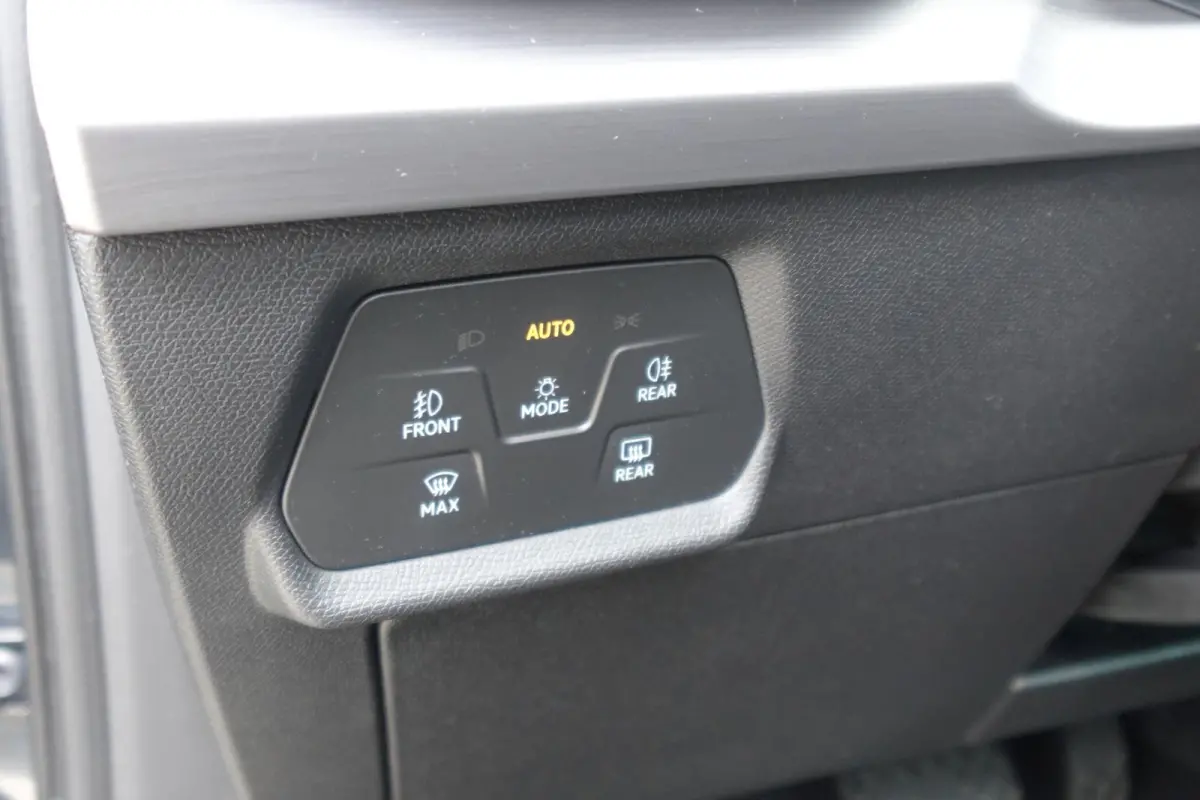 1.5 TSI FR PANO KEYLESS CAM VOL'