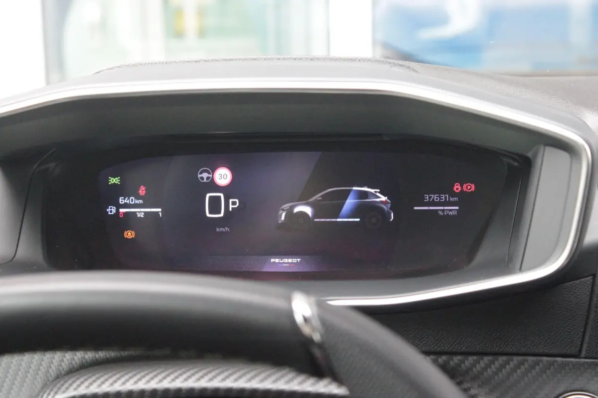 1.2 Hybrid 145PK AUTOMAAT GT | CAMERA VOOR + ACHTER | NAVIGATIE | DRAADLOZE APPLE CARPLAY/ANDROID AUTO | FULL LED KOPLAMPEN | LICHTMETALEN VELGEN 17" | DODEHOEK DETECTIE | DRAADLOZE TELEFOON