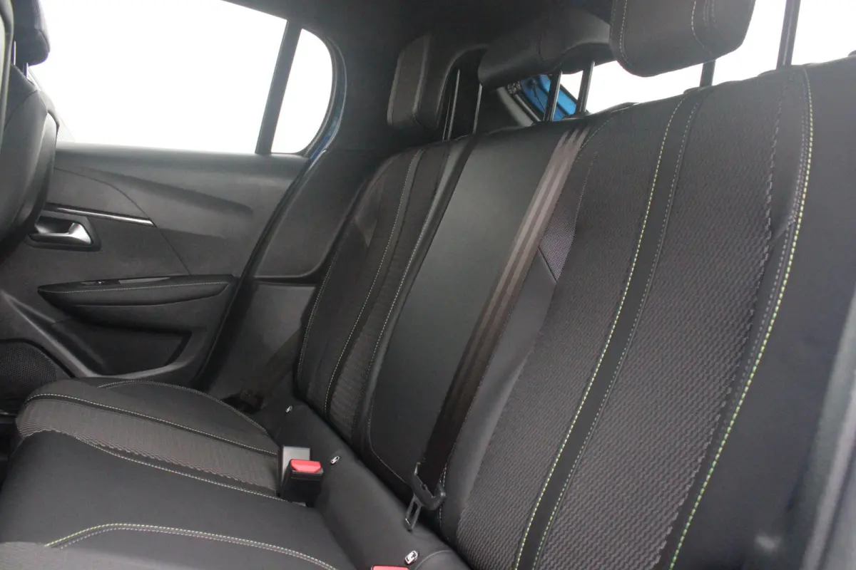 1.2 Hybrid 145PK AUTOMAAT GT | CAMERA VOOR + ACHTER | NAVIGATIE | DRAADLOZE APPLE CARPLAY/ANDROID AUTO | FULL LED KOPLAMPEN | LICHTMETALEN VELGEN 17" | DODEHOEK DETECTIE | DRAADLOZE TELEFOON