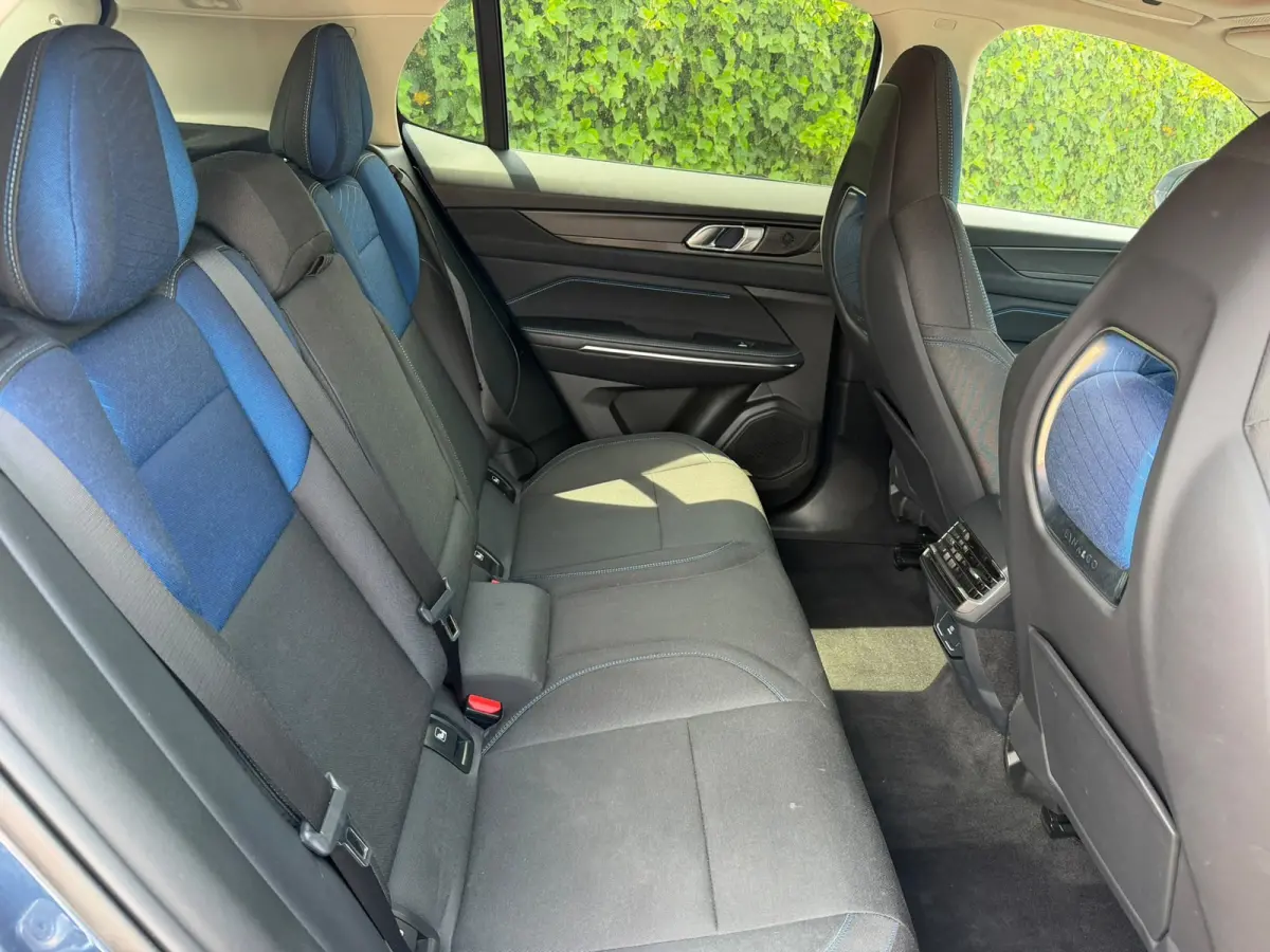 1.5|BLEU|LYNK&CO|
