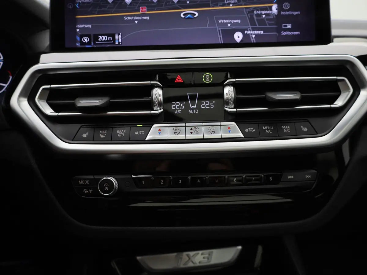 M-Sport 80 kWh | PANORAMADAK | 360 CAMERA | HARMAN KARDON | MEMORY | ELEKTRISCHE KOFFERKLEP | STOELVERWARMING | APPLE CARPLAY - ANDROID AUTO | LEDEREN STOELEN |
