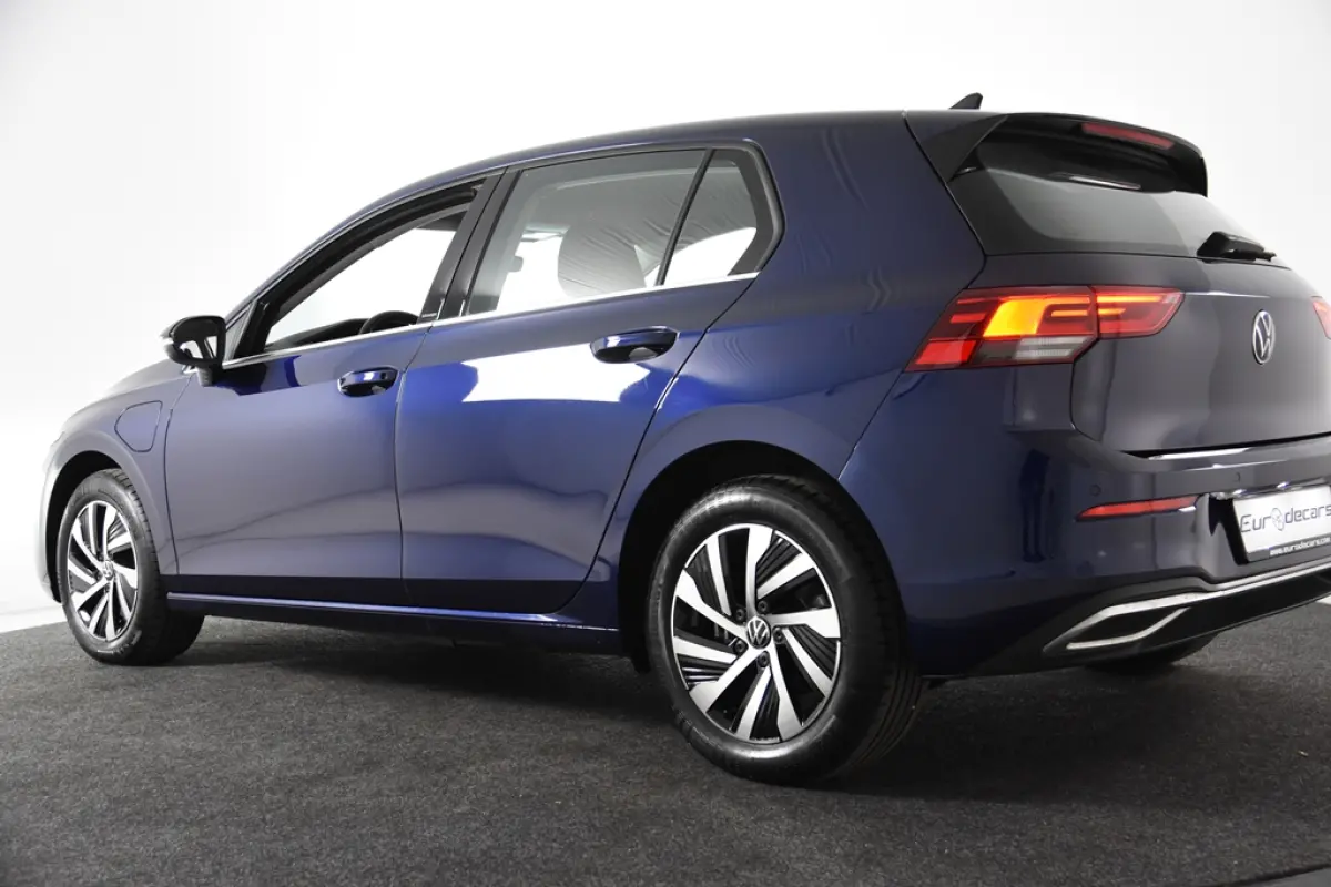 VIII 1.4 eHybrid *1ste eigenaar*Massage*Leer*