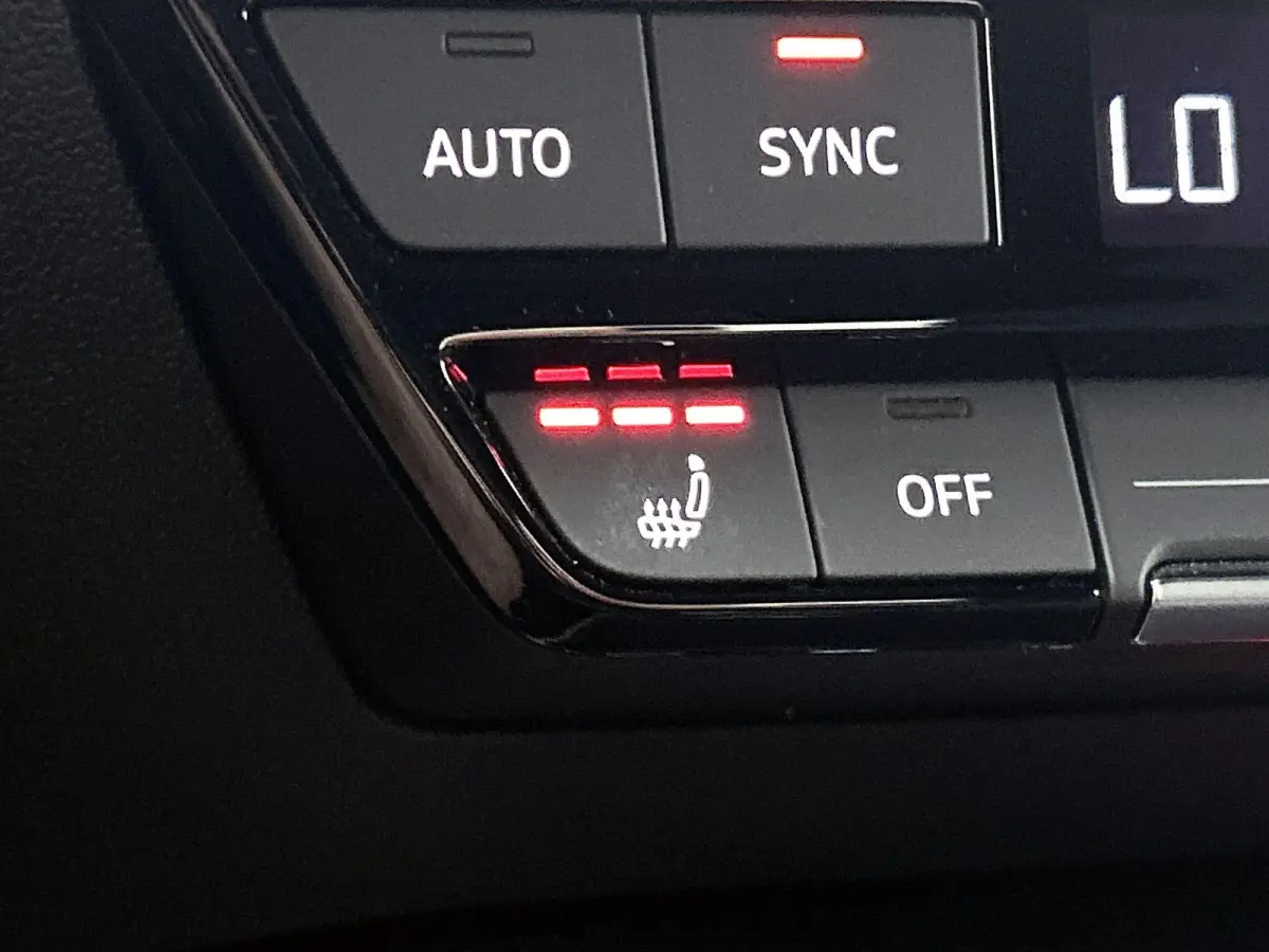 40 TFSI e Advanced edition | Adaptive cruise control | Achteruitrijcamera | Stoelverwarming | Navigatie |