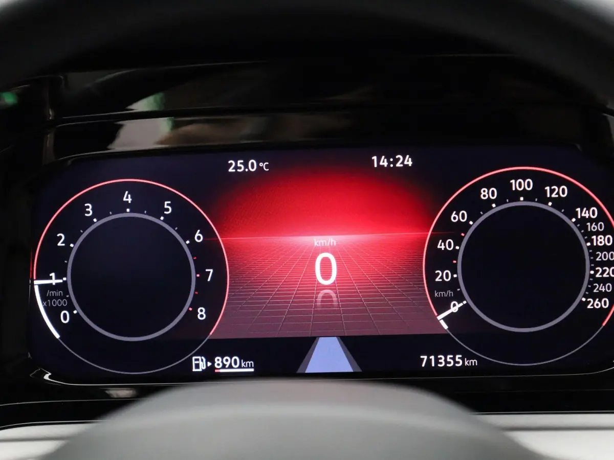 1.0 TSI Life | APPLE CARPLAY - ANDROID AUTO | CLIMATE CONTROL | ADAPTIVE CRUISE CONTROL | PARKEERSENSOREN | LICHTMETALEN VELGEN |