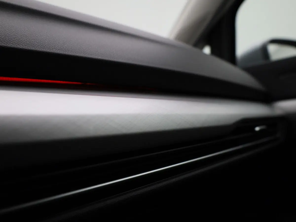 1.0 TSI Life | APPLE CARPLAY - ANDROID AUTO | CLIMATE CONTROL | ADAPTIVE CRUISE CONTROL | PARKEERSENSOREN | LICHTMETALEN VELGEN |