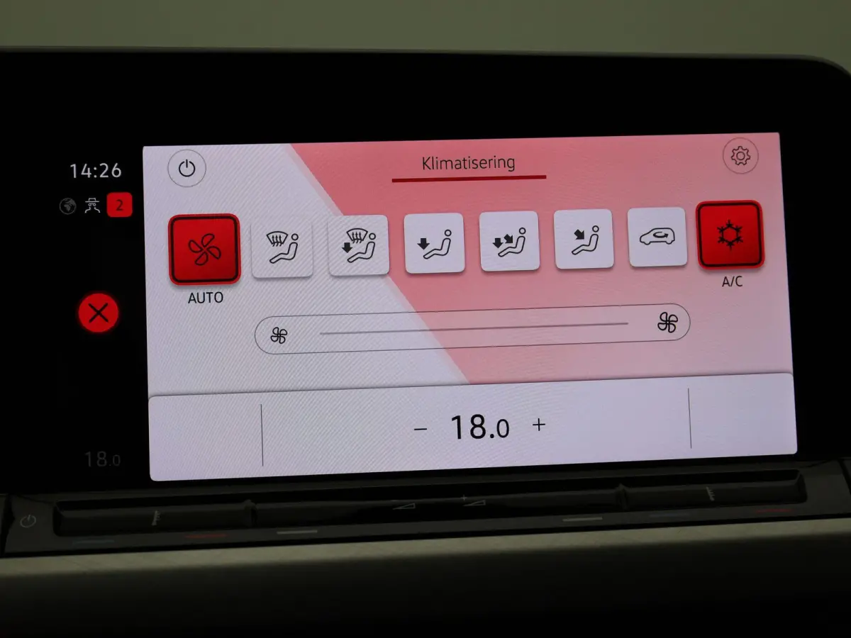 1.0 TSI Life | APPLE CARPLAY - ANDROID AUTO | CLIMATE CONTROL | ADAPTIVE CRUISE CONTROL | PARKEERSENSOREN | LICHTMETALEN VELGEN |