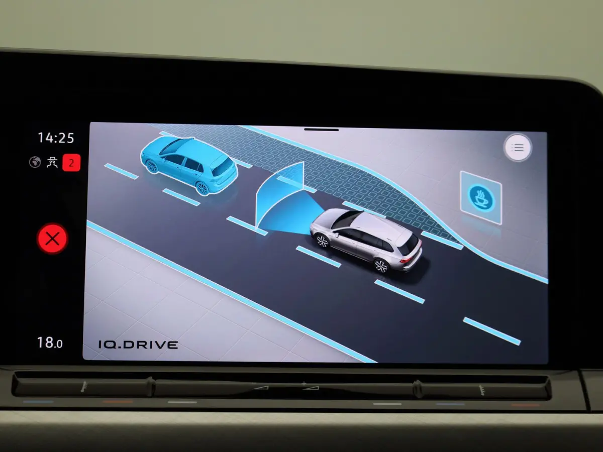 1.0 TSI Life | APPLE CARPLAY - ANDROID AUTO | CLIMATE CONTROL | ADAPTIVE CRUISE CONTROL | PARKEERSENSOREN | LICHTMETALEN VELGEN |