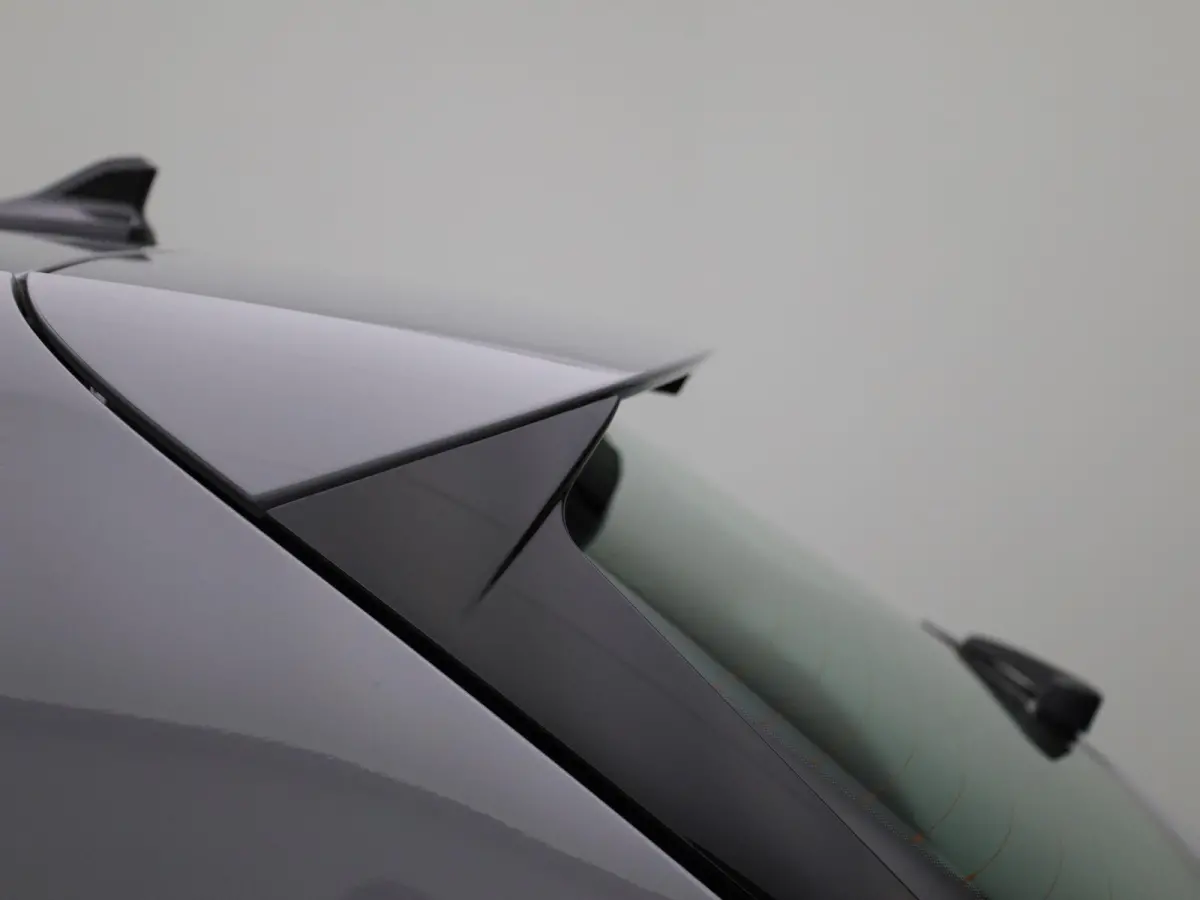 1.0 TSI Life | APPLE CARPLAY - ANDROID AUTO | CLIMATE CONTROL | ADAPTIVE CRUISE CONTROL | PARKEERSENSOREN | LICHTMETALEN VELGEN |