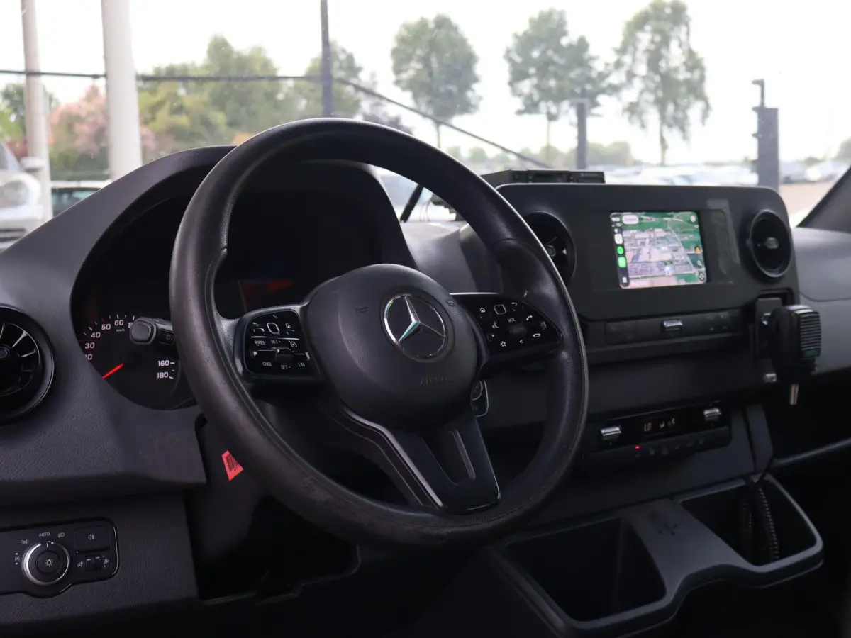 2.2 CDI AUT. L2H1 DUBBEL CABINE *44.387 KM* + APPLE CARPLAY | CAMERA | CRUISE | 5-PERS.