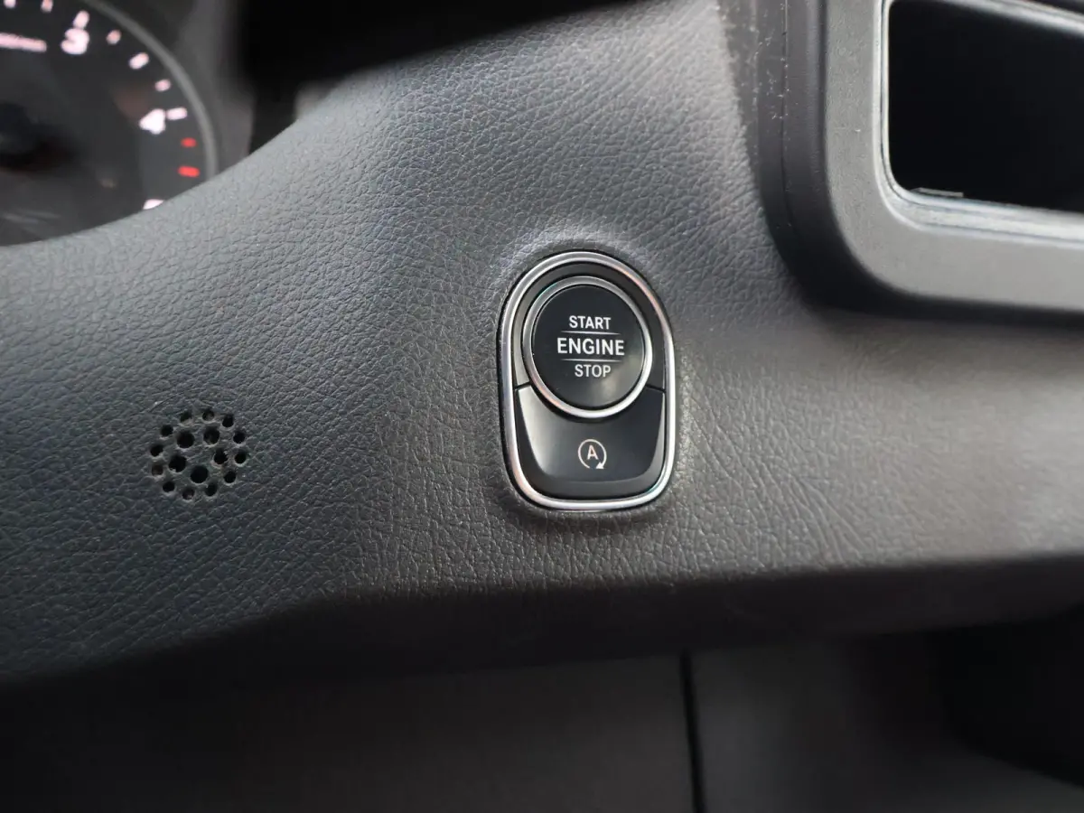 2.2 CDI AUT. L2H1 DUBBEL CABINE *44.387 KM* + APPLE CARPLAY | CAMERA | CRUISE | 5-PERS.