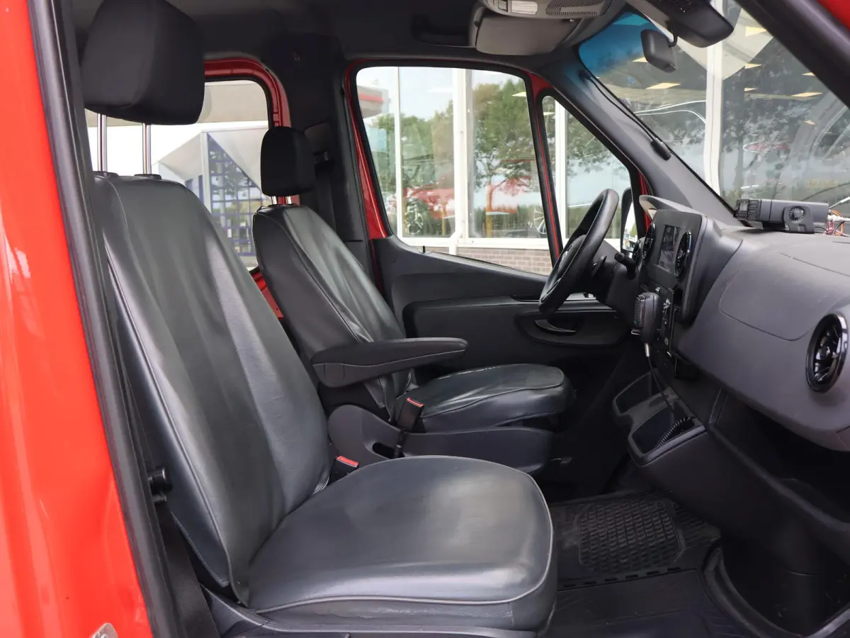 2.2 CDI AUT. L2H1 DUBBEL CABINE *44.387 KM* + APPLE CARPLAY | CAMERA | CRUISE | 5-PERS.